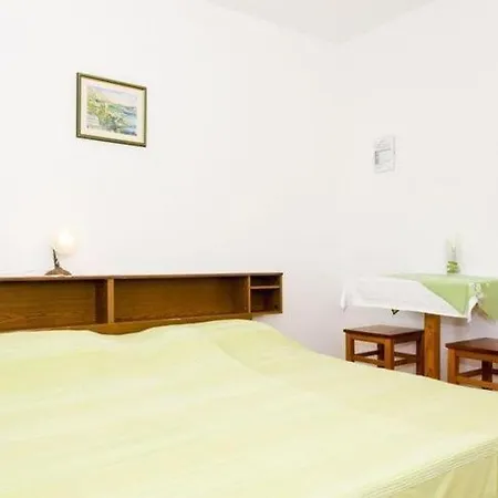 Barbara - With Terrace And Sea View 2 Adults