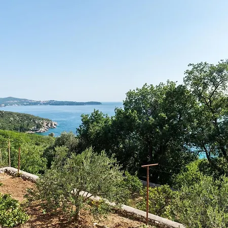 Barbara - With Terrace And Sea View 2 Adults Apartment Mlini