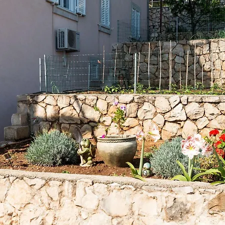 Apartment Barbara - With Terrace And Sea View Br 3 *